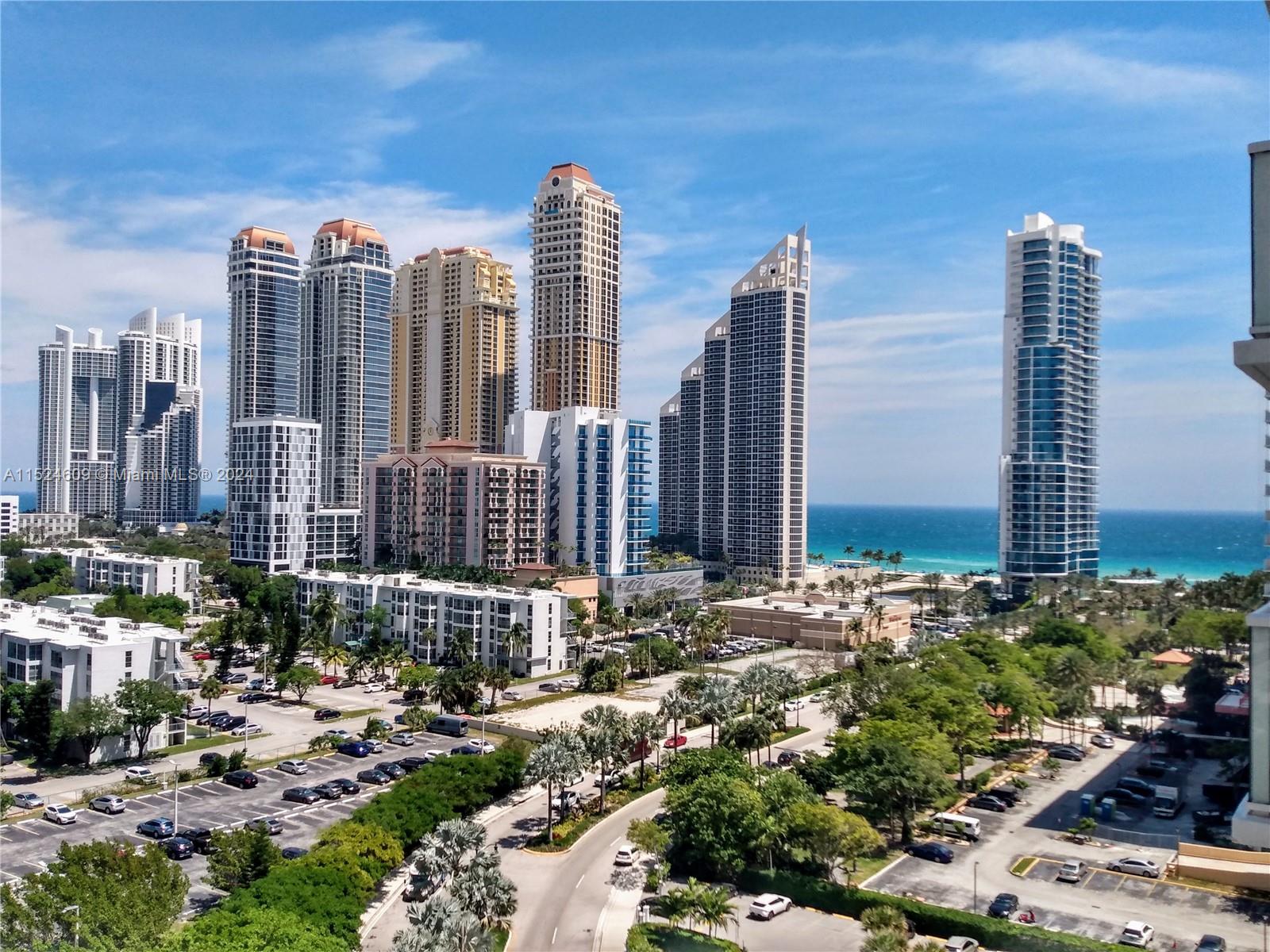 Ocean VIEW 
from balcony of
Sunny Isle Beach