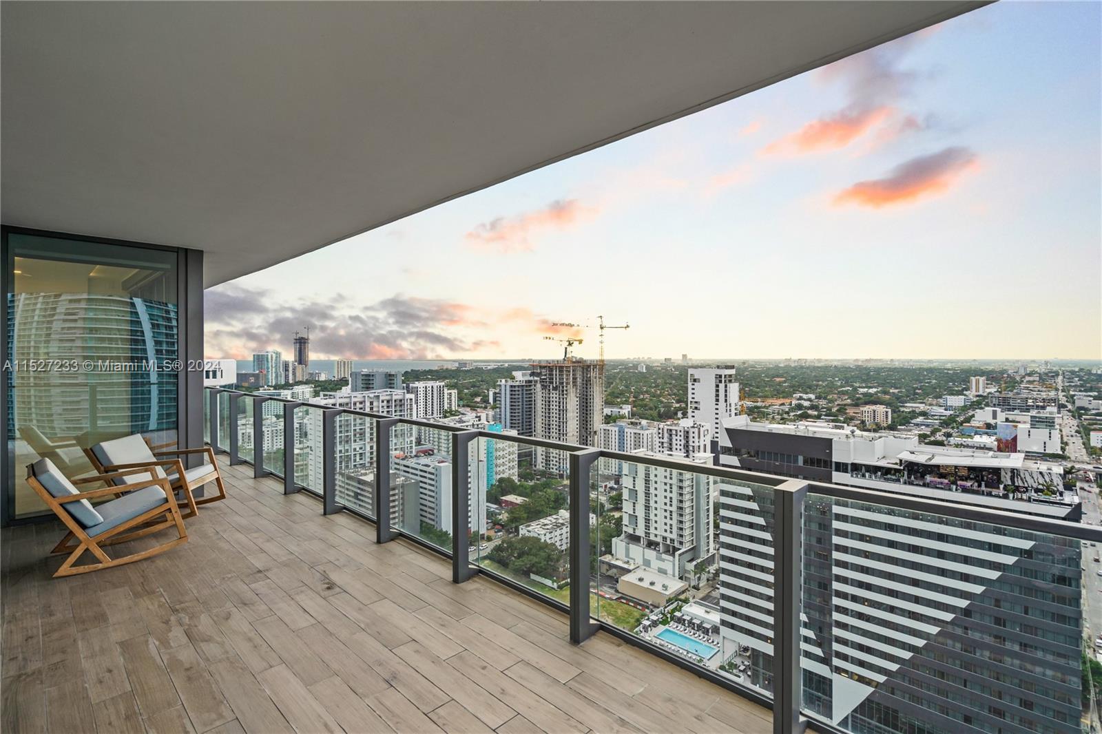 88 SW 7th ST #2612 For Sale A11527233, FL