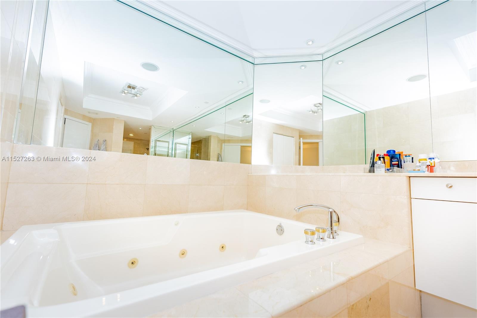 3801 NE 207th St TH8, Aventura, FL 33180, 3 Bedrooms Bedrooms, ,3 BathroomsBathrooms,Residential,For Sale,207th St,A11527263