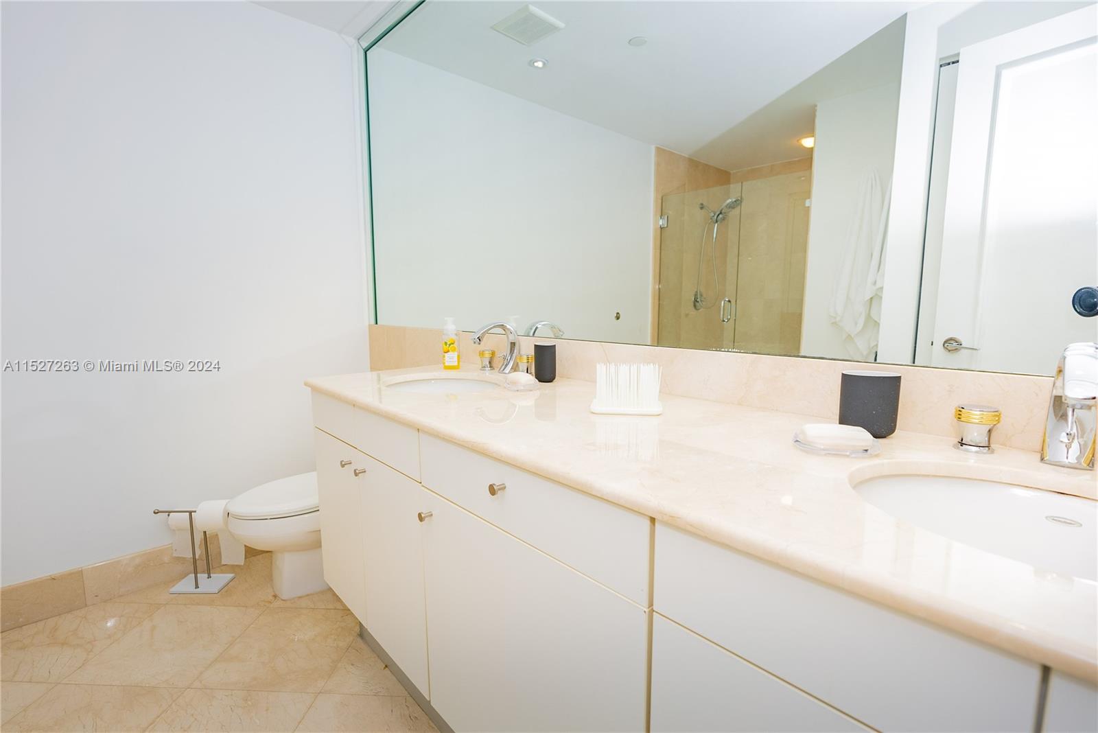 3801 NE 207th St TH8, Aventura, FL 33180, 3 Bedrooms Bedrooms, ,3 BathroomsBathrooms,Residential,For Sale,207th St,A11527263