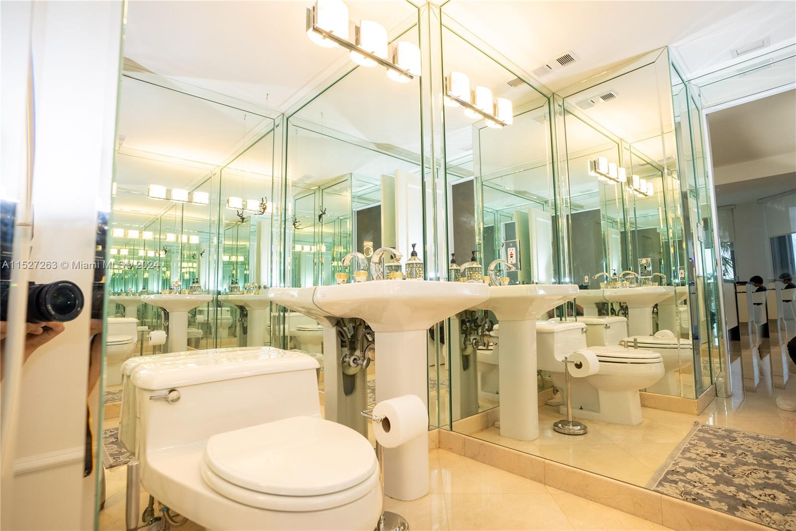 3801 NE 207th St TH8, Aventura, FL 33180, 3 Bedrooms Bedrooms, ,3 BathroomsBathrooms,Residential,For Sale,207th St,A11527263