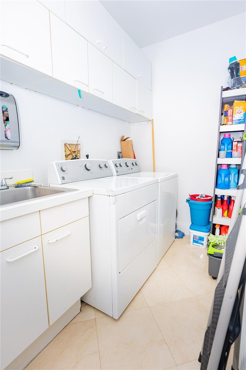 3801 NE 207th St TH8, Aventura, FL 33180, 3 Bedrooms Bedrooms, ,3 BathroomsBathrooms,Residential,For Sale,207th St,A11527263