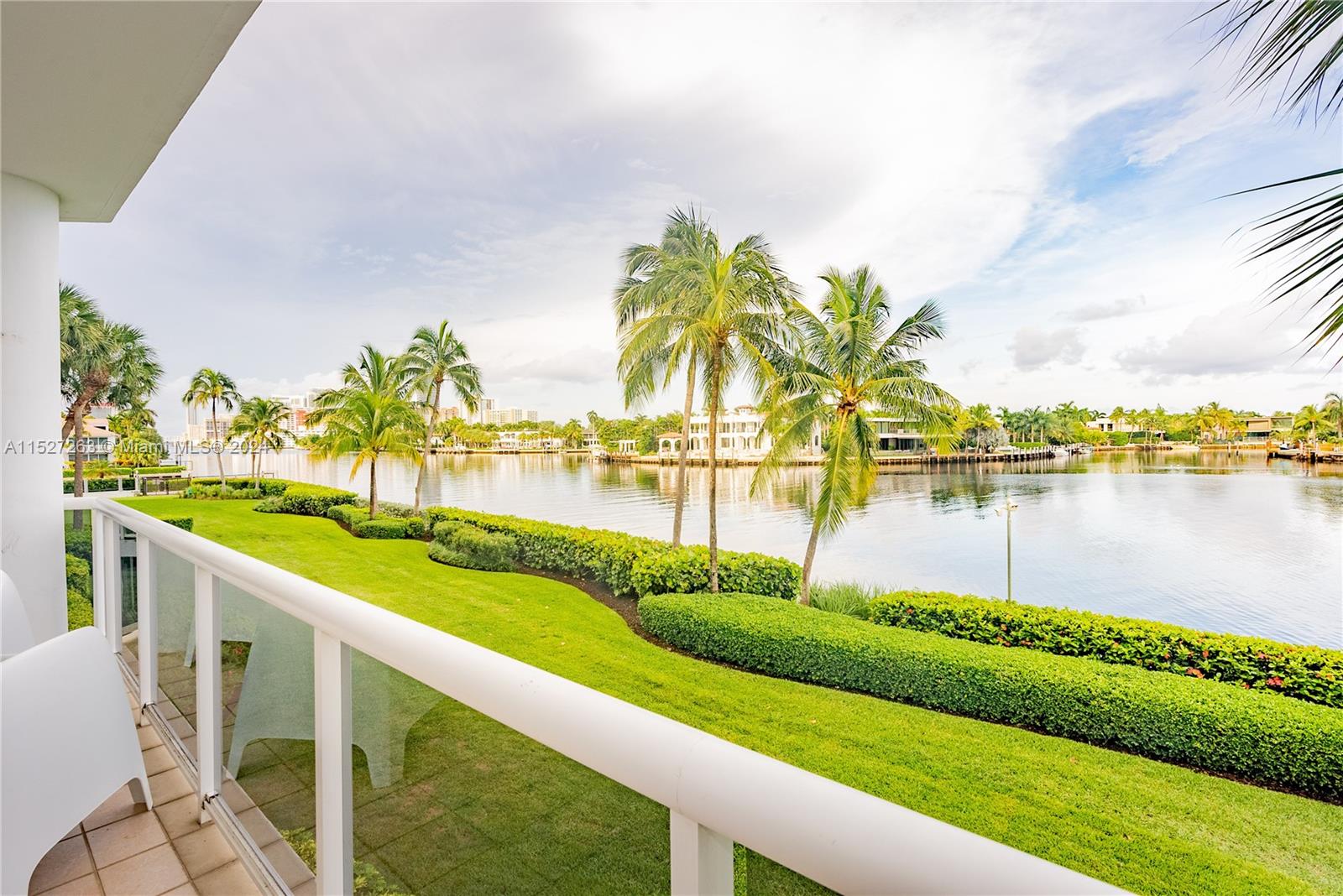 3801 NE 207th St TH8, Aventura, FL 33180, 3 Bedrooms Bedrooms, ,3 BathroomsBathrooms,Residential,For Sale,207th St,A11527263