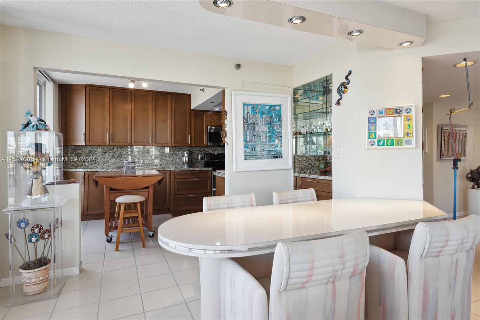 300 Three Islands Blvd 603, Hallandale Beach, Florida 33009, 2 Bedrooms Bedrooms, ,2 BathroomsBathrooms,Residential,For Sale,300 Three Islands Blvd 603,A11527005