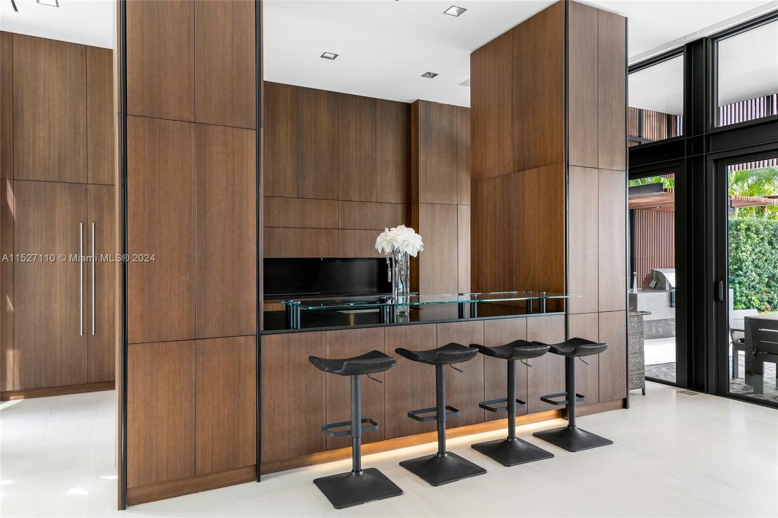 28 Minnetonka Rd, Sea Ranch Lakes, FL, 33308 United States, 5 Bedrooms Bedrooms, ,4 BathroomsBathrooms,Residential,For Sale,Minnetonka Rd,A11527110