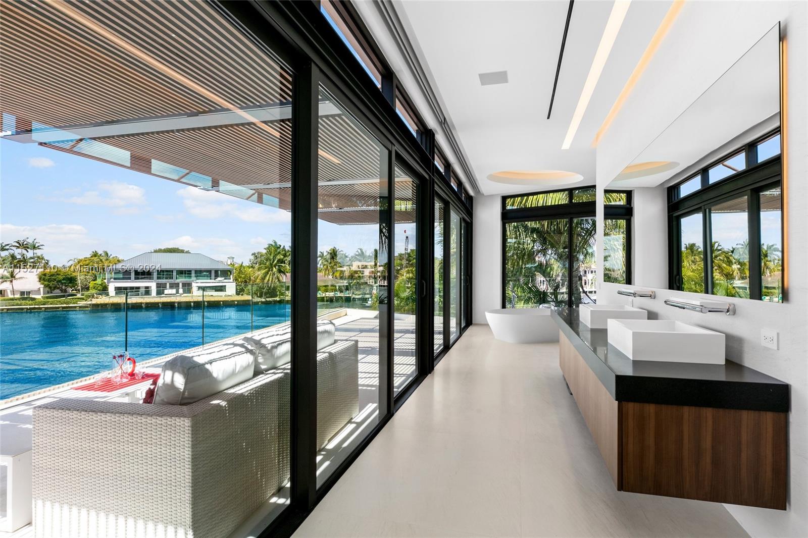 28 Minnetonka Rd, Sea Ranch Lakes, FL, 33308 United States, 5 Bedrooms Bedrooms, ,4 BathroomsBathrooms,Residential,For Sale,Minnetonka Rd,A11527110