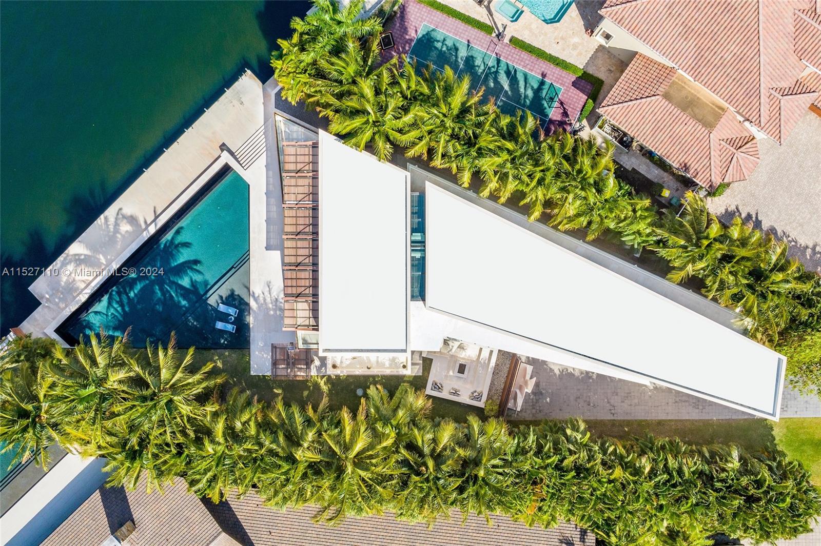 28 Minnetonka Rd, Sea Ranch Lakes, FL, 33308 United States, 5 Bedrooms Bedrooms, ,4 BathroomsBathrooms,Residential,For Sale,Minnetonka Rd,A11527110