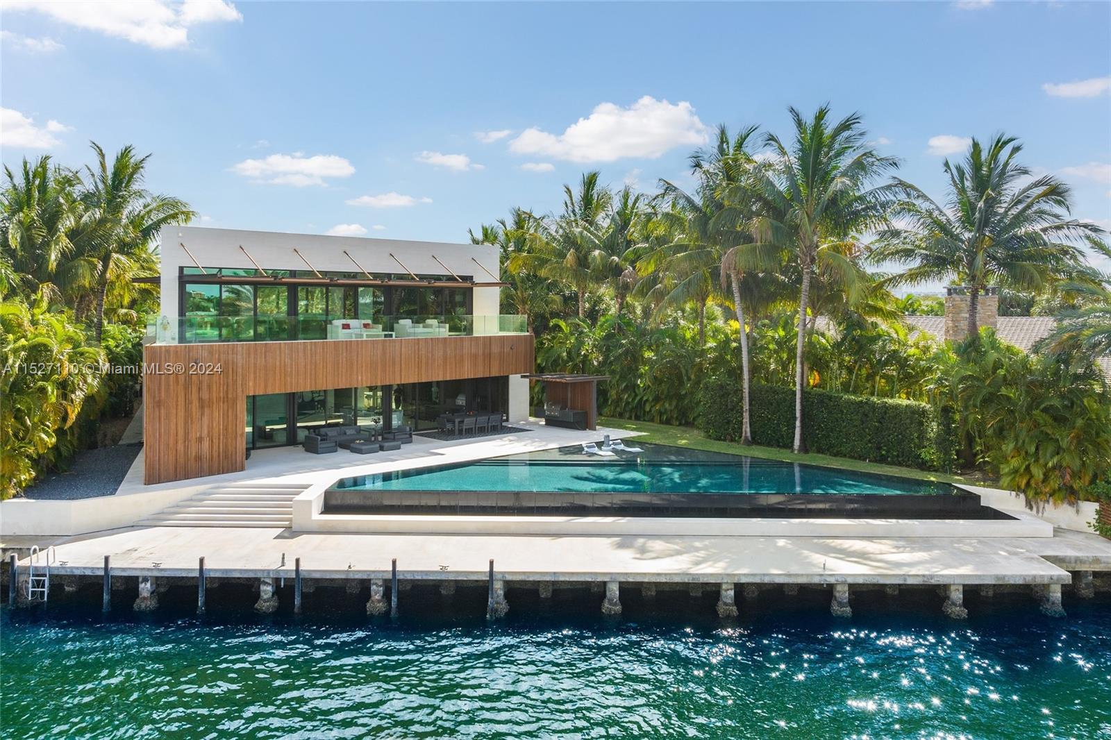 28 Minnetonka Rd, Sea Ranch Lakes, FL, 33308 United States, 5 Bedrooms Bedrooms, ,4 BathroomsBathrooms,Residential,For Sale,Minnetonka Rd,A11527110