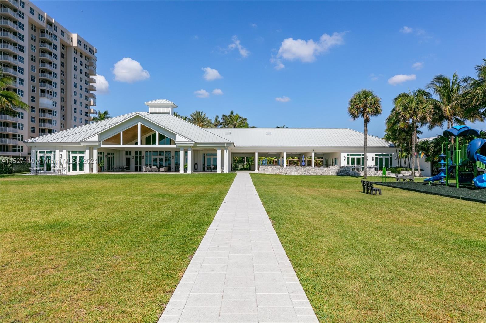 28 Minnetonka Rd, Sea Ranch Lakes, FL, 33308 United States, 5 Bedrooms Bedrooms, ,4 BathroomsBathrooms,Residential,For Sale,Minnetonka Rd,A11527110