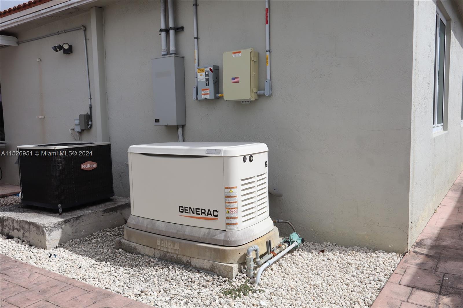 27654 SW 132nd Pl, Homestead, Florida 33032, 3 Bedrooms Bedrooms, ,2 BathroomsBathrooms,Residential,For Sale,27654 SW 132nd Pl,A11526951