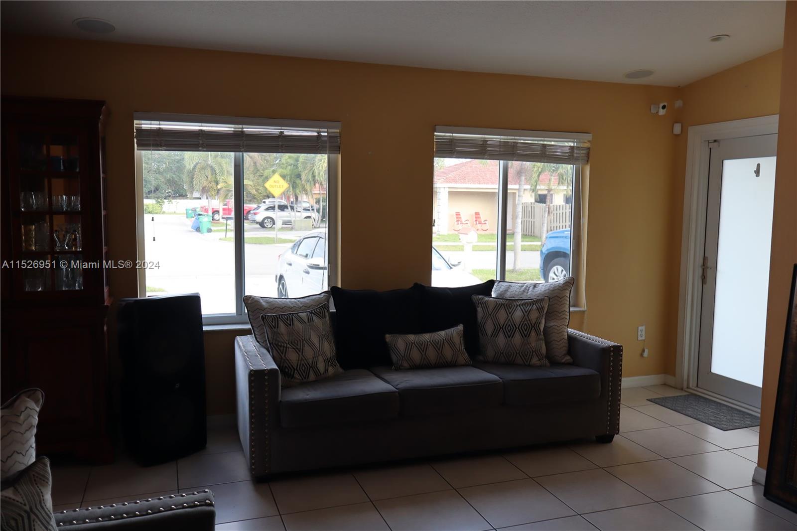 27654 SW 132nd Pl, Homestead, Florida 33032, 3 Bedrooms Bedrooms, ,2 BathroomsBathrooms,Residential,For Sale,27654 SW 132nd Pl,A11526951