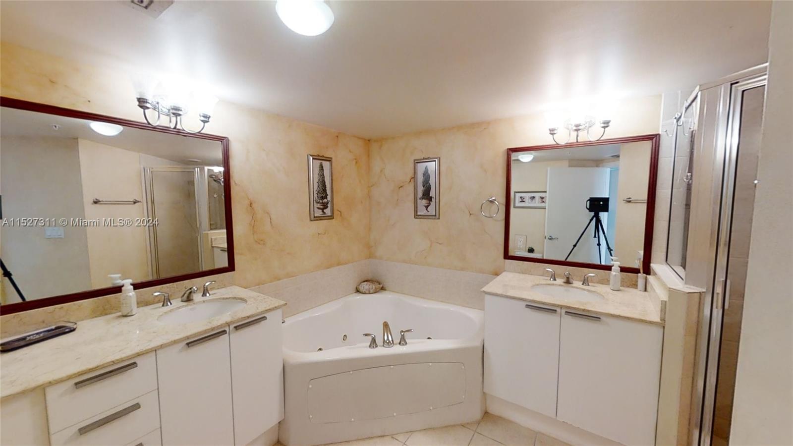 16699 Collins Ave 3809, Sunny Isles Beach, Florida 33160, 2 Bedrooms Bedrooms, ,2 BathroomsBathrooms,Residentiallease,For Rent,16699 Collins Ave 3809,A11527311