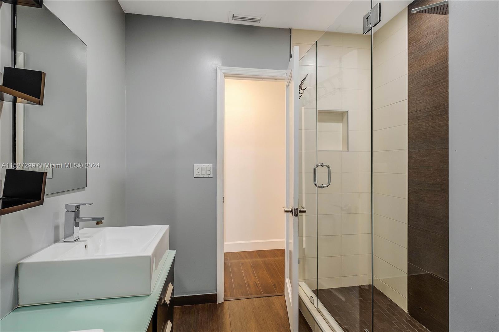 19320 E Saint Andrews Dr, Hialeah, Florida 33015, 5 Bedrooms Bedrooms, ,2 BathroomsBathrooms,Residential,For Sale,19320 E Saint Andrews Dr,A11527299