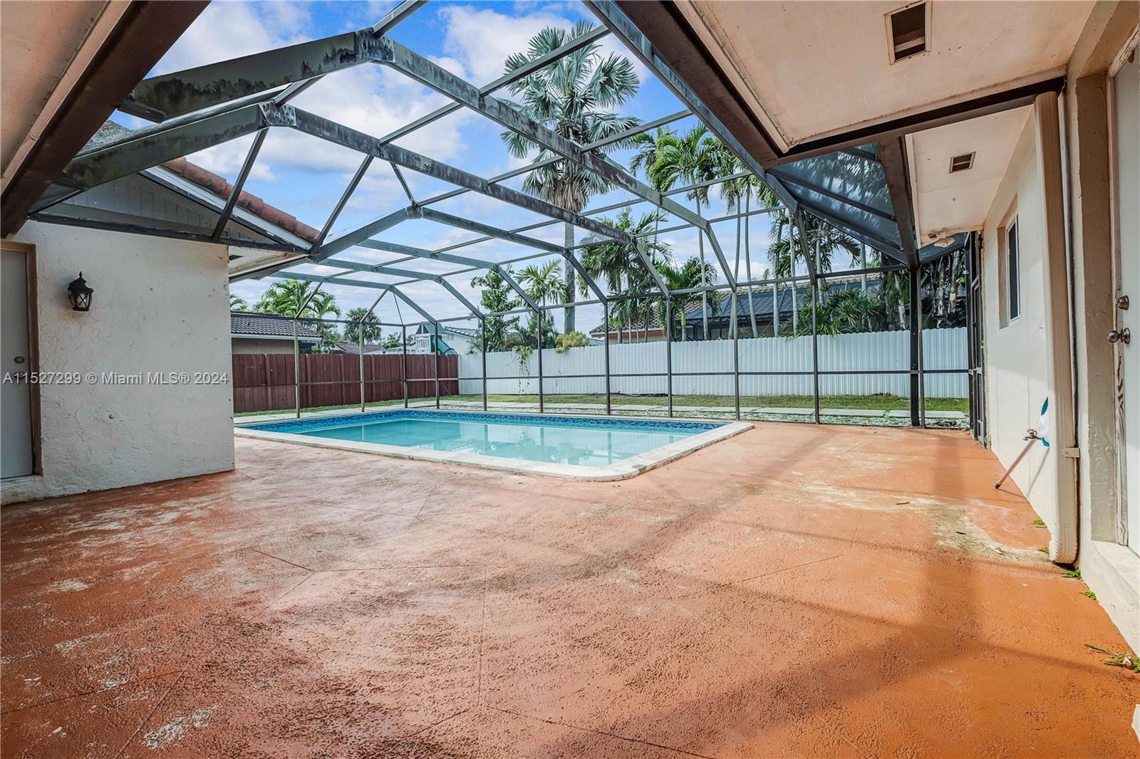 19320 E Saint Andrews Dr, Hialeah, Florida 33015, 5 Bedrooms Bedrooms, ,2 BathroomsBathrooms,Residential,For Sale,19320 E Saint Andrews Dr,A11527299