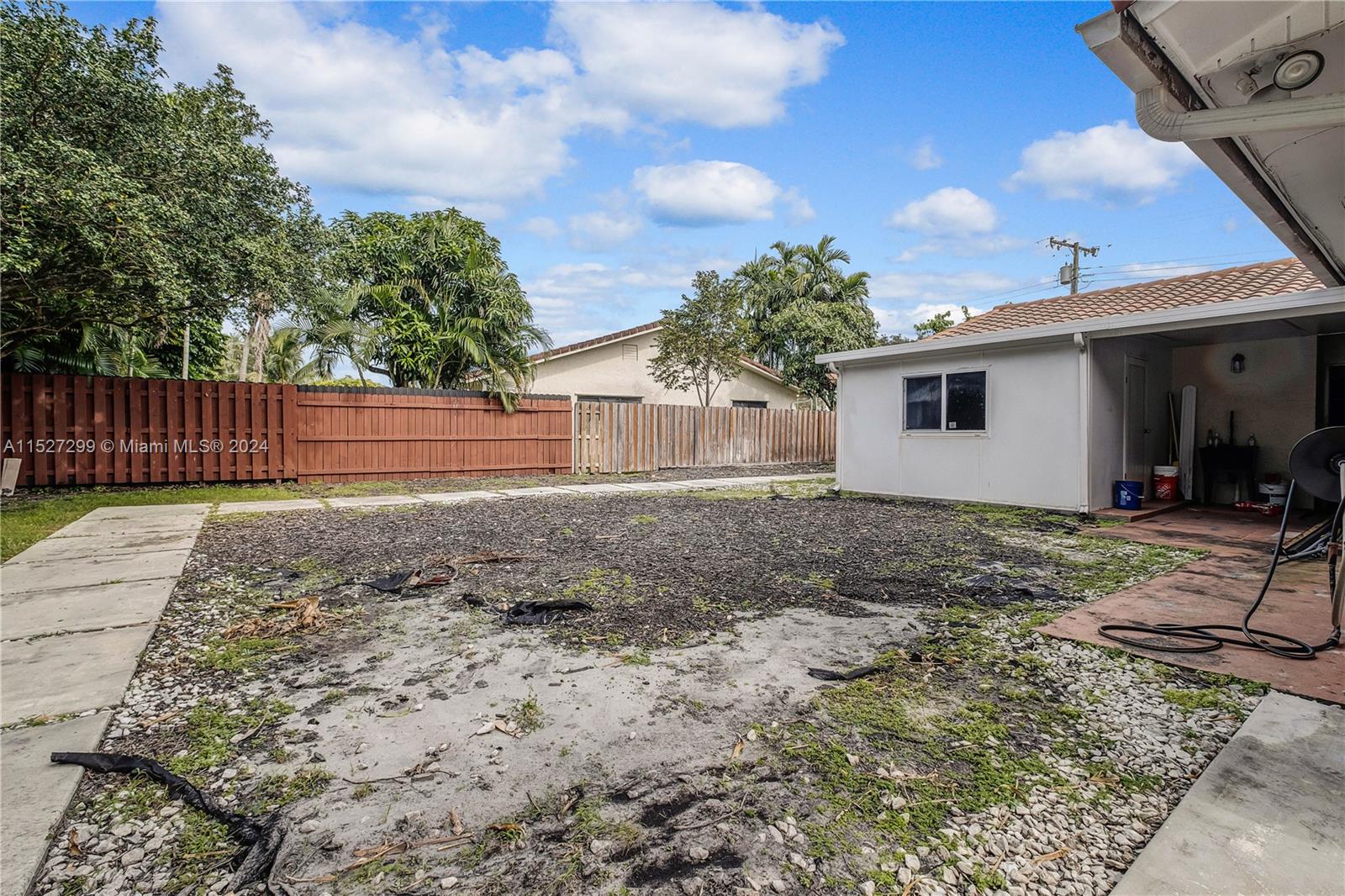 19320 E Saint Andrews Dr, Hialeah, Florida 33015, 5 Bedrooms Bedrooms, ,2 BathroomsBathrooms,Residential,For Sale,19320 E Saint Andrews Dr,A11527299