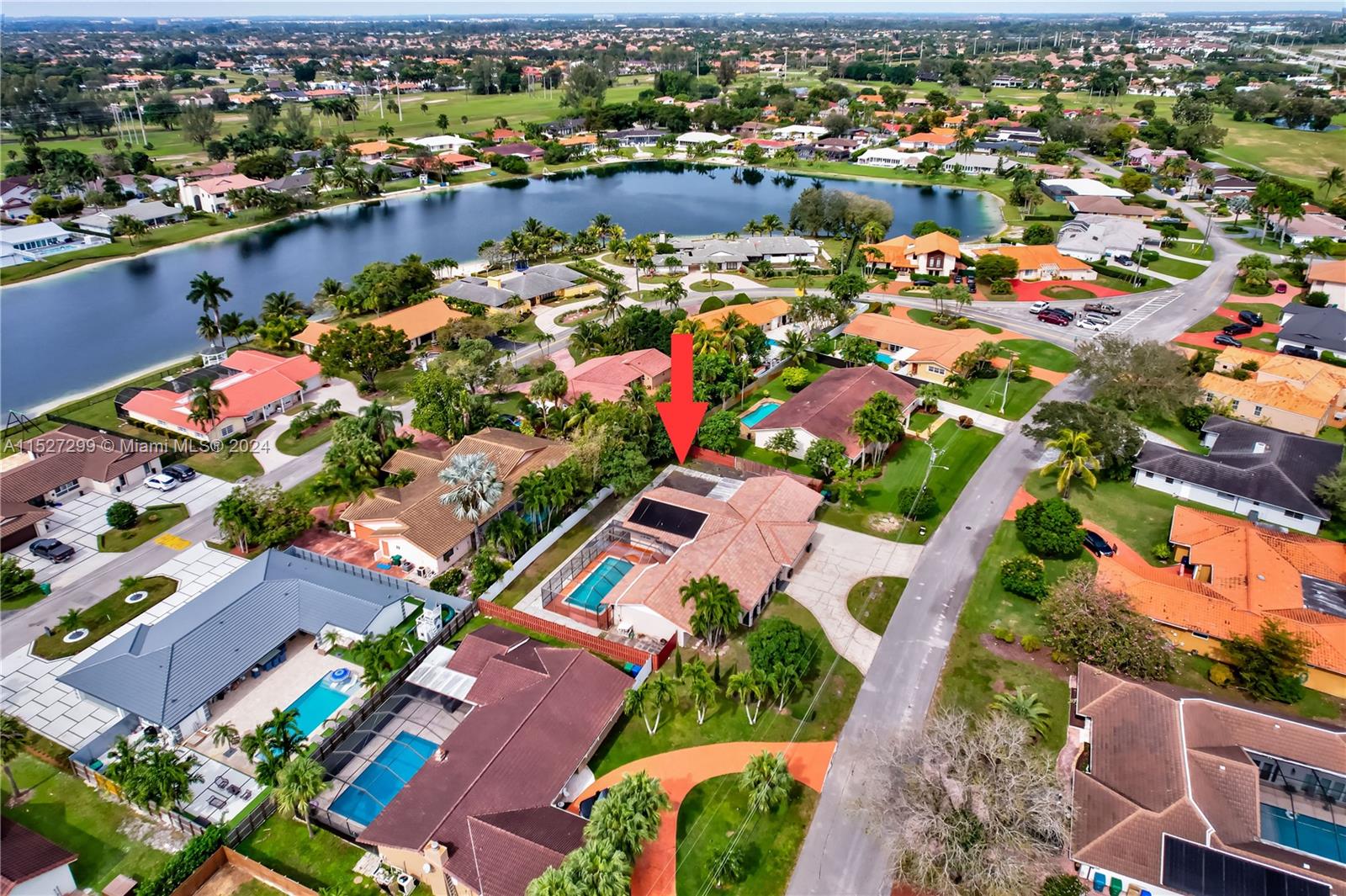 19320 E Saint Andrews Dr, Hialeah, Florida 33015, 5 Bedrooms Bedrooms, ,2 BathroomsBathrooms,Residential,For Sale,19320 E Saint Andrews Dr,A11527299