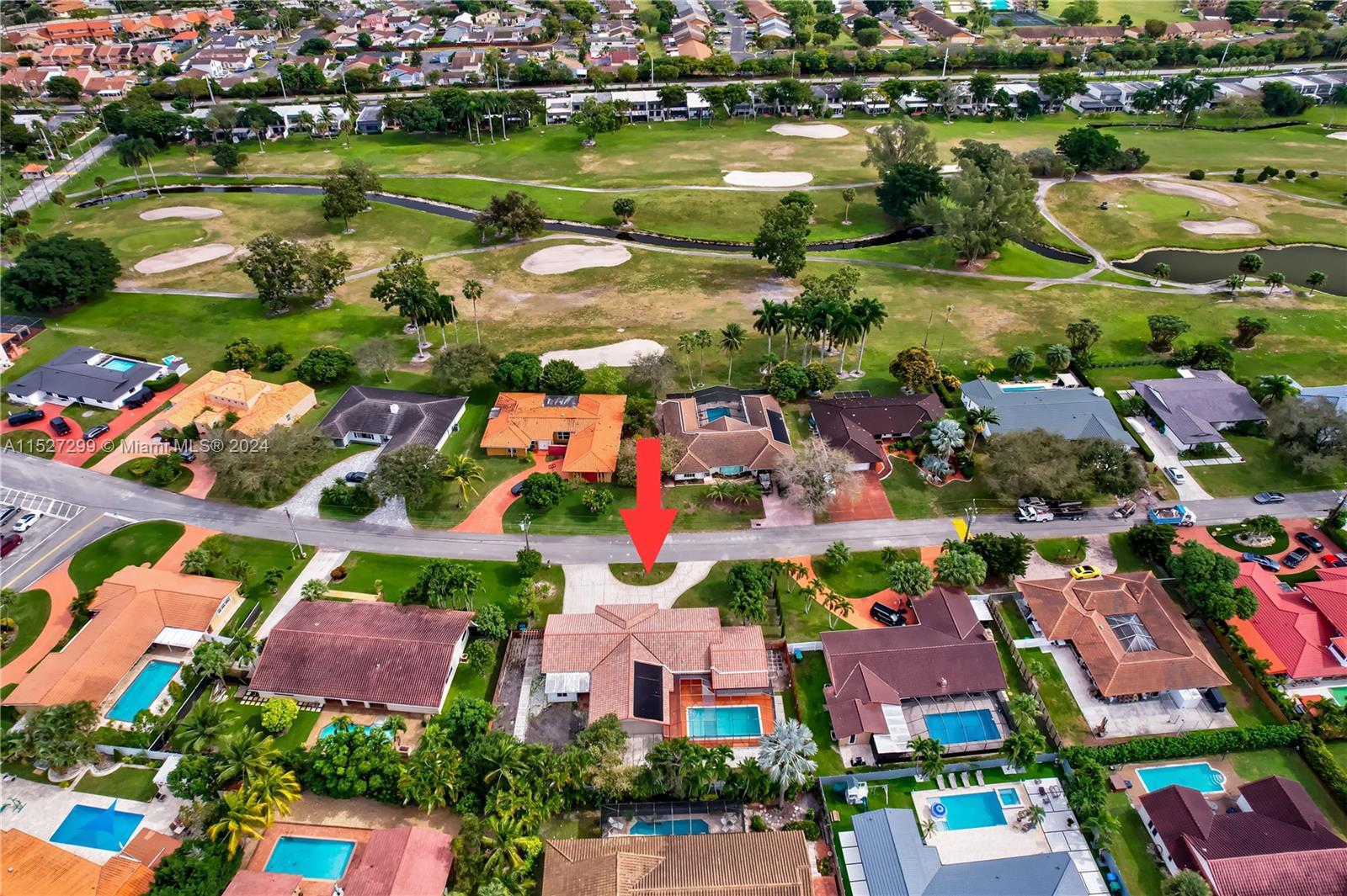 19320 E Saint Andrews Dr, Hialeah, Florida 33015, 5 Bedrooms Bedrooms, ,2 BathroomsBathrooms,Residential,For Sale,19320 E Saint Andrews Dr,A11527299