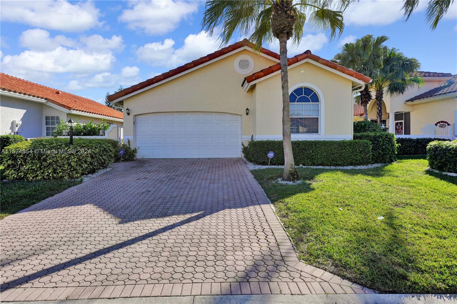 5276  Bodega Pl  For Sale A11524854, FL