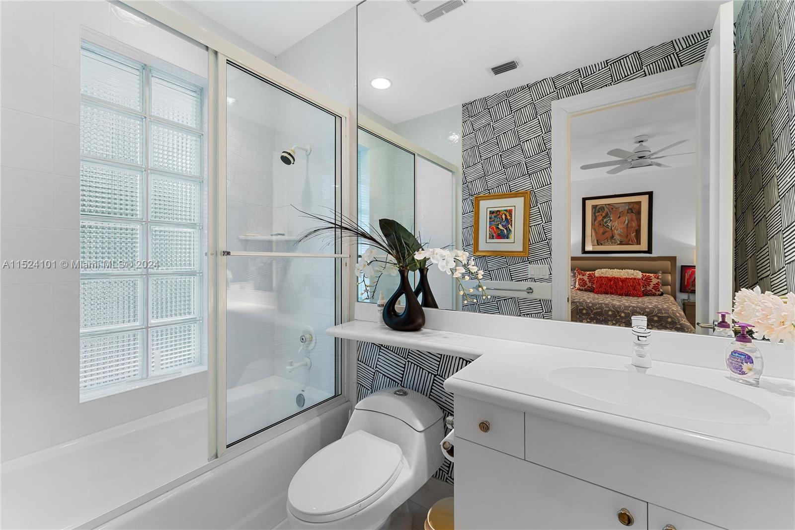 200 Spyglass Ln, Jupiter, FL, 33477 United States, 4 Bedrooms Bedrooms, ,6 BathroomsBathrooms,Residential,For Sale,Spyglass Ln,A11524101