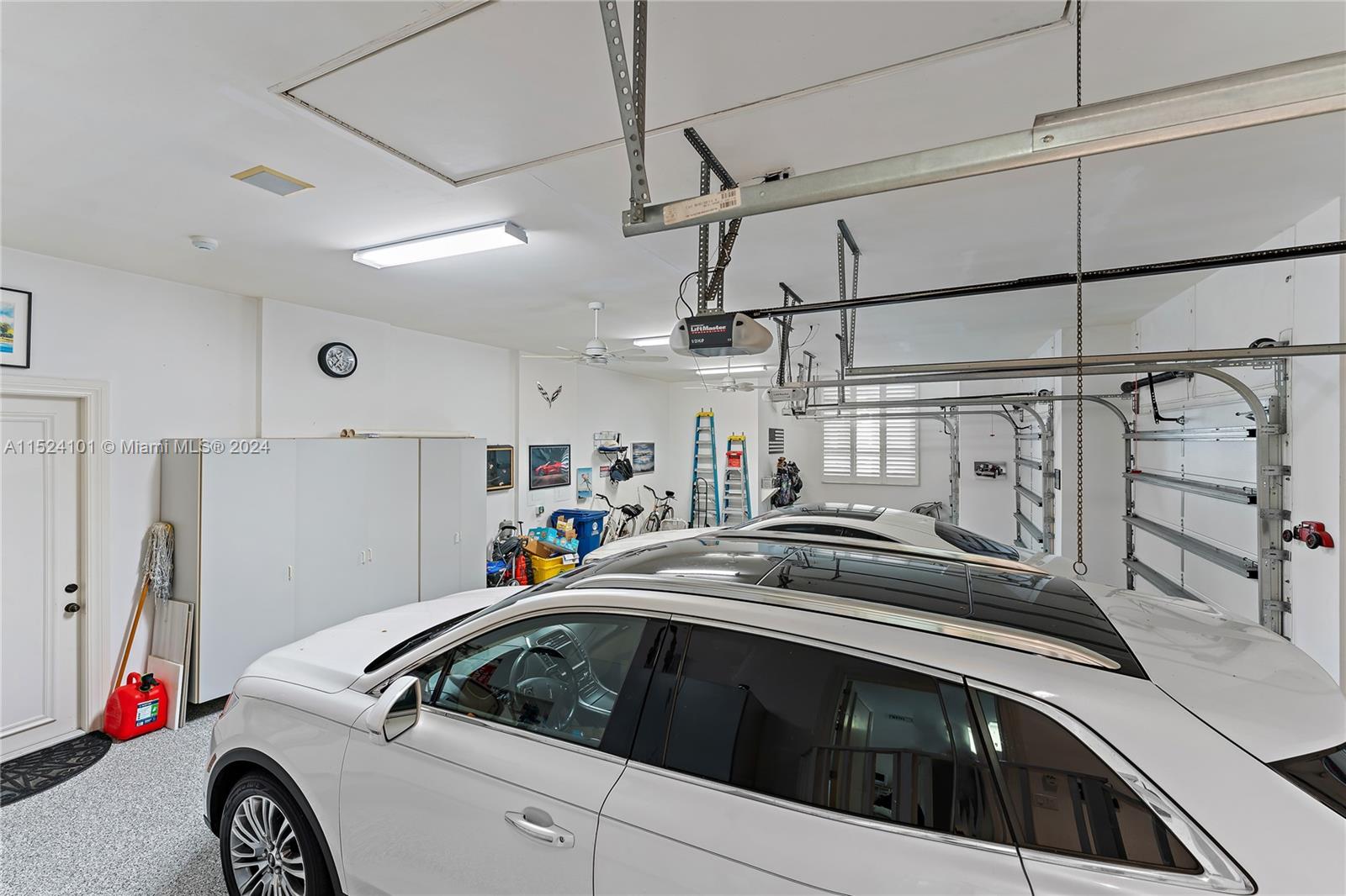 200 Spyglass Ln, Jupiter, FL, 33477 United States, 4 Bedrooms Bedrooms, ,6 BathroomsBathrooms,Residential,For Sale,Spyglass Ln,A11524101