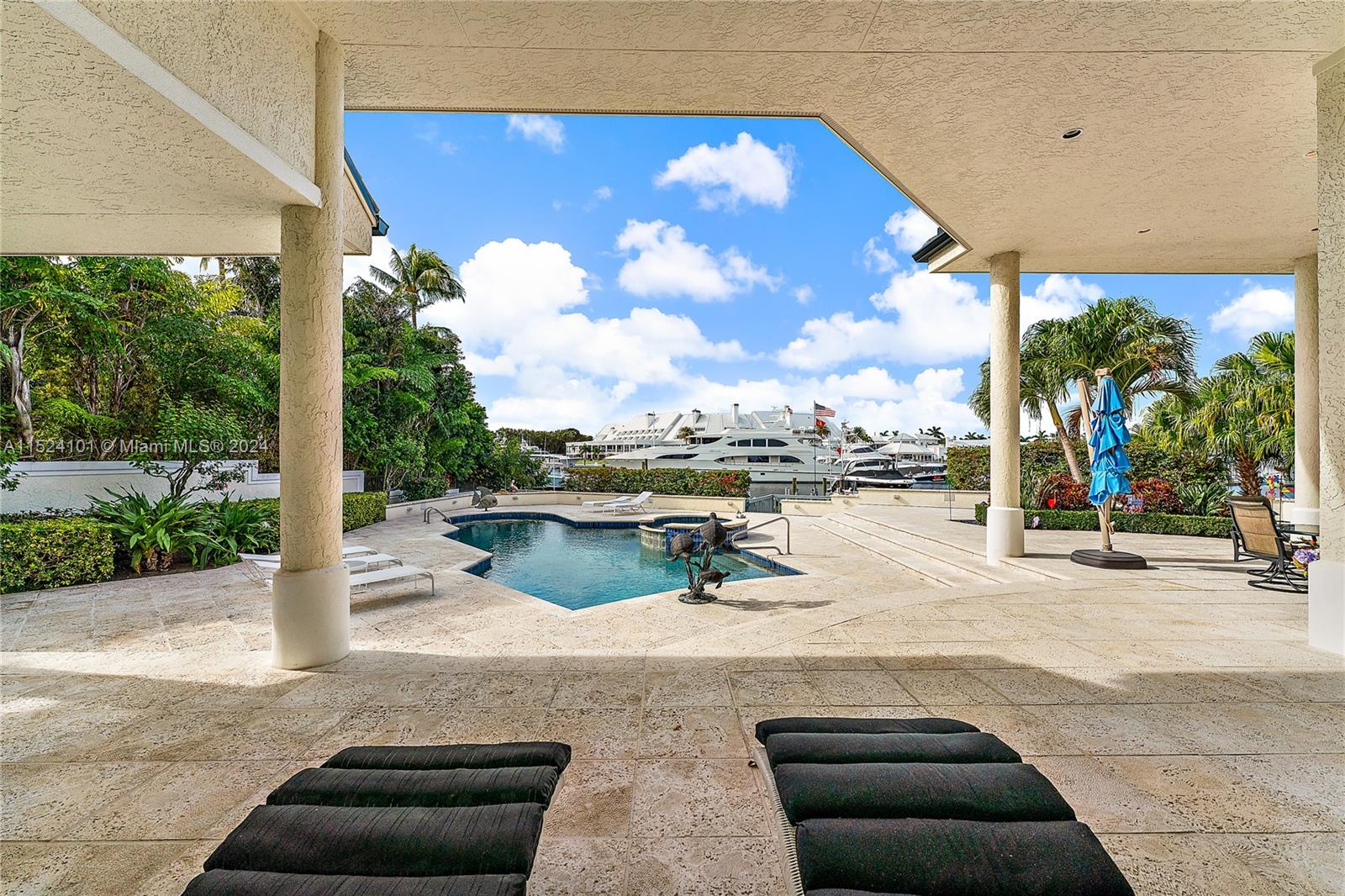 200 Spyglass Ln, Jupiter, FL, 33477 United States, 4 Bedrooms Bedrooms, ,6 BathroomsBathrooms,Residential,For Sale,Spyglass Ln,A11524101