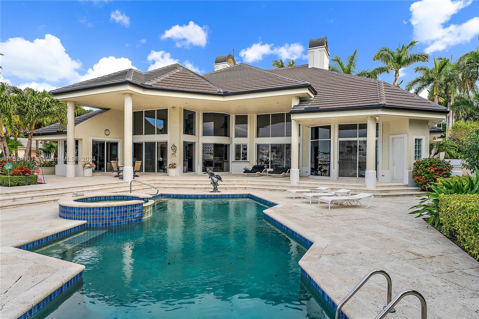 200 Spyglass Ln, Jupiter, FL, 33477 United States, 4 Bedrooms Bedrooms, ,6 BathroomsBathrooms,Residential,For Sale,Spyglass Ln,A11524101