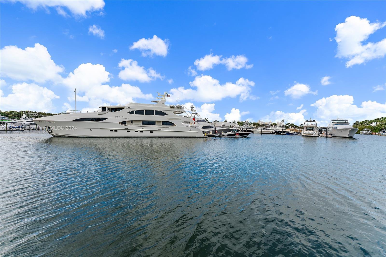 200 Spyglass Ln, Jupiter, FL, 33477 United States, 4 Bedrooms Bedrooms, ,6 BathroomsBathrooms,Residential,For Sale,Spyglass Ln,A11524101