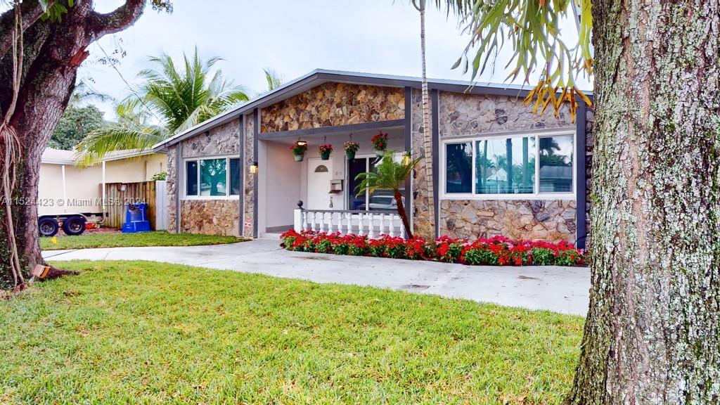 2638 Liberty St, Hollywood, Florida 33020, 5 Bedrooms Bedrooms, ,3 BathroomsBathrooms,Residential,For Sale,2638 Liberty St,A11524423