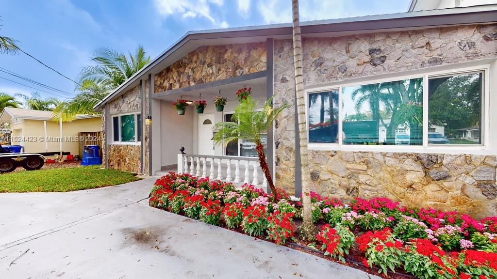 2638 Liberty St, Hollywood, Florida 33020, 5 Bedrooms Bedrooms, ,3 BathroomsBathrooms,Residential,For Sale,2638 Liberty St,A11524423