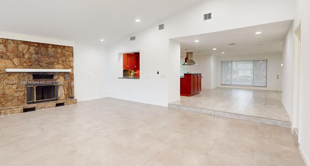 2638 Liberty St, Hollywood, Florida 33020, 5 Bedrooms Bedrooms, ,3 BathroomsBathrooms,Residential,For Sale,2638 Liberty St,A11524423