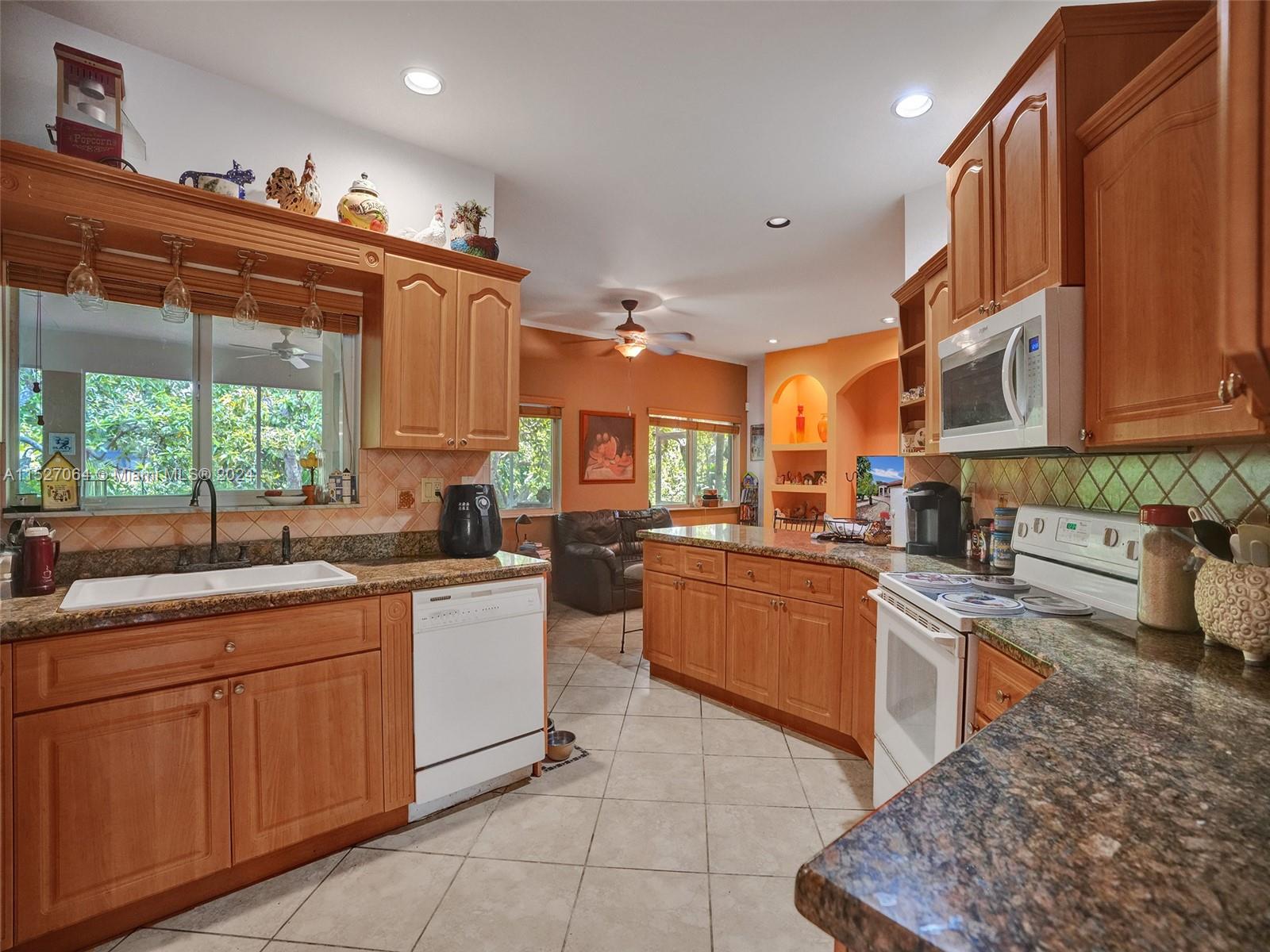 23001 SW 167th Ave, Miami, Florida 33170, 3 Bedrooms Bedrooms, ,2 BathroomsBathrooms,Residential,For Sale,23001 SW 167th Ave,A11527064