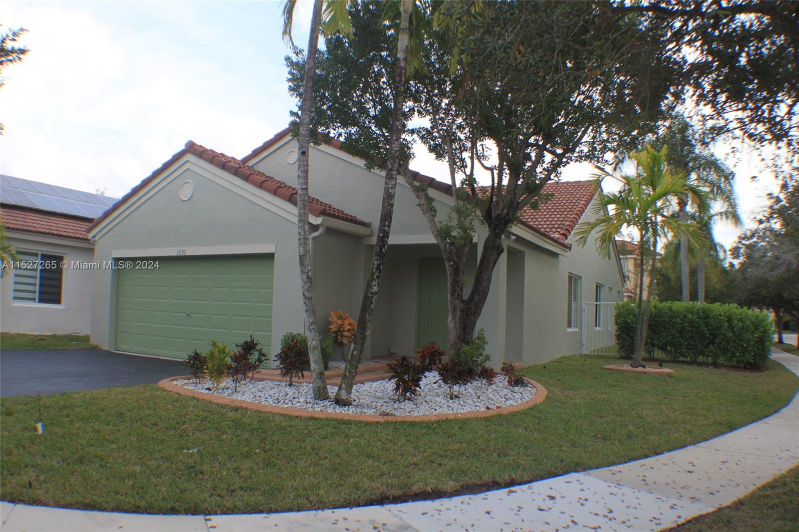 1331  Plumosa Way  For Sale A11527265, FL