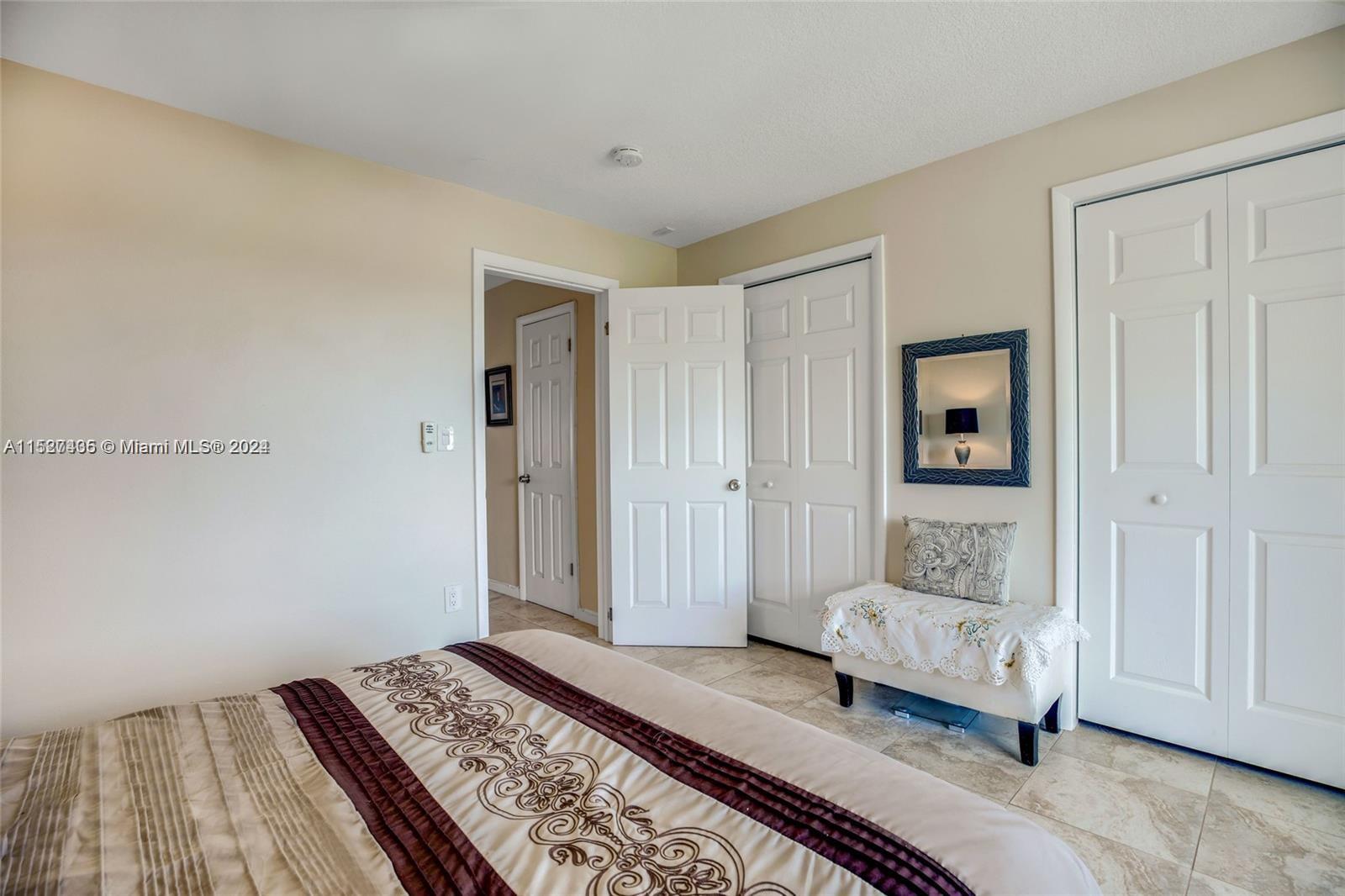 15610 NE 6th Ave 31C, Miami, Florida 33162, 1 Bedroom Bedrooms, ,1 BathroomBathrooms,Residential,For Sale,15610 NE 6th Ave 31C,A11527435