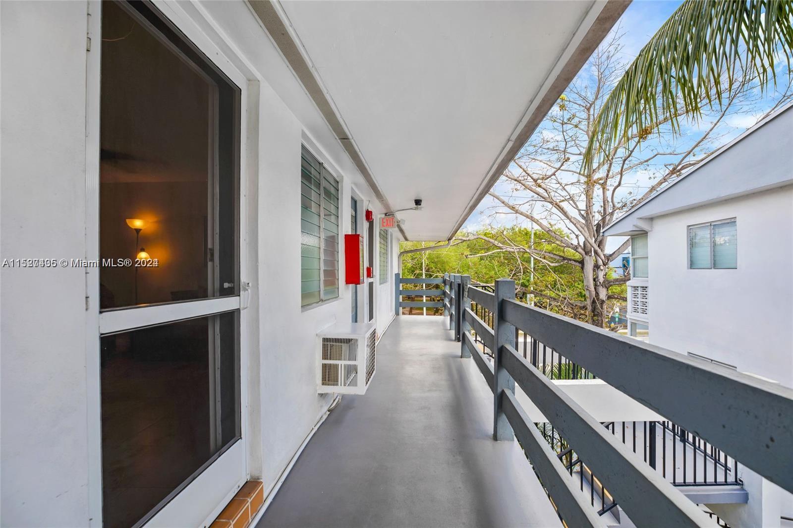 15610 NE 6th Ave 31C, Miami, Florida 33162, 1 Bedroom Bedrooms, ,1 BathroomBathrooms,Residential,For Sale,15610 NE 6th Ave 31C,A11527435