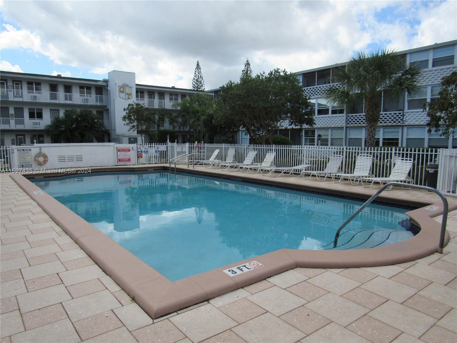 15610 NE 6th Ave 31C, Miami, Florida 33162, 1 Bedroom Bedrooms, ,1 BathroomBathrooms,Residential,For Sale,15610 NE 6th Ave 31C,A11527435