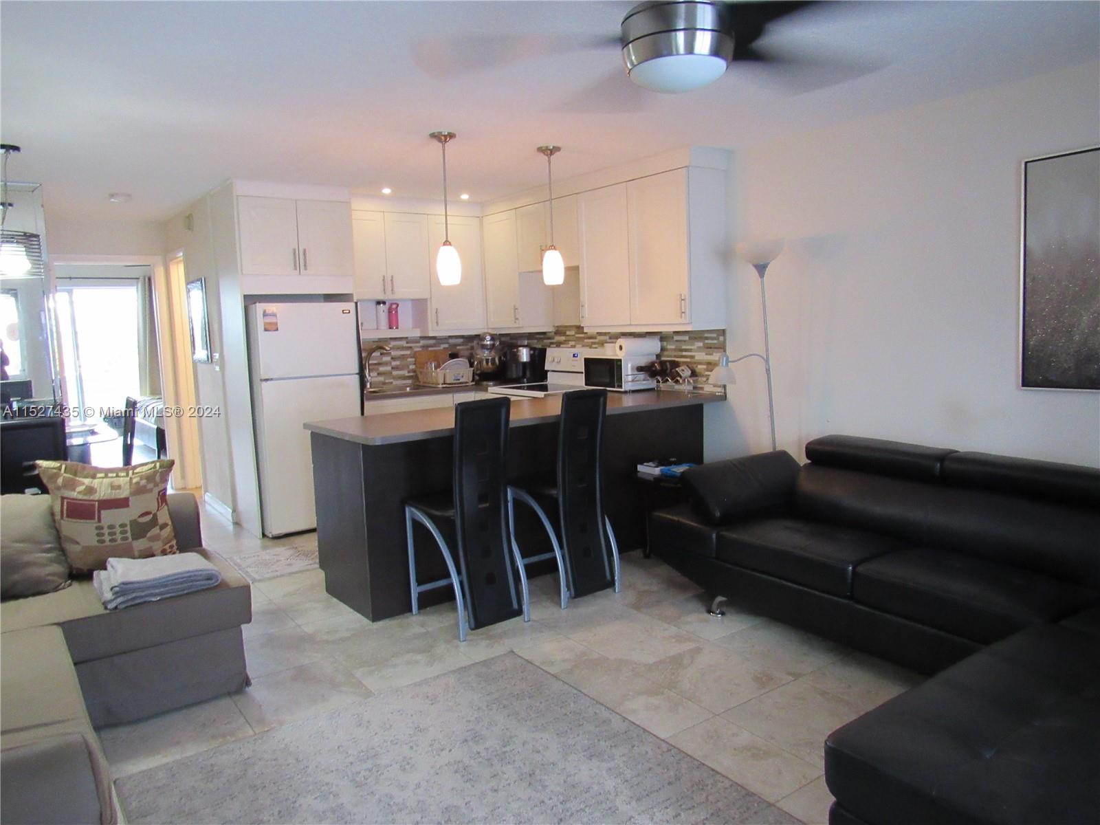 15610 NE 6th Ave 31C, Miami, Florida 33162, 1 Bedroom Bedrooms, ,1 BathroomBathrooms,Residential,For Sale,15610 NE 6th Ave 31C,A11527435