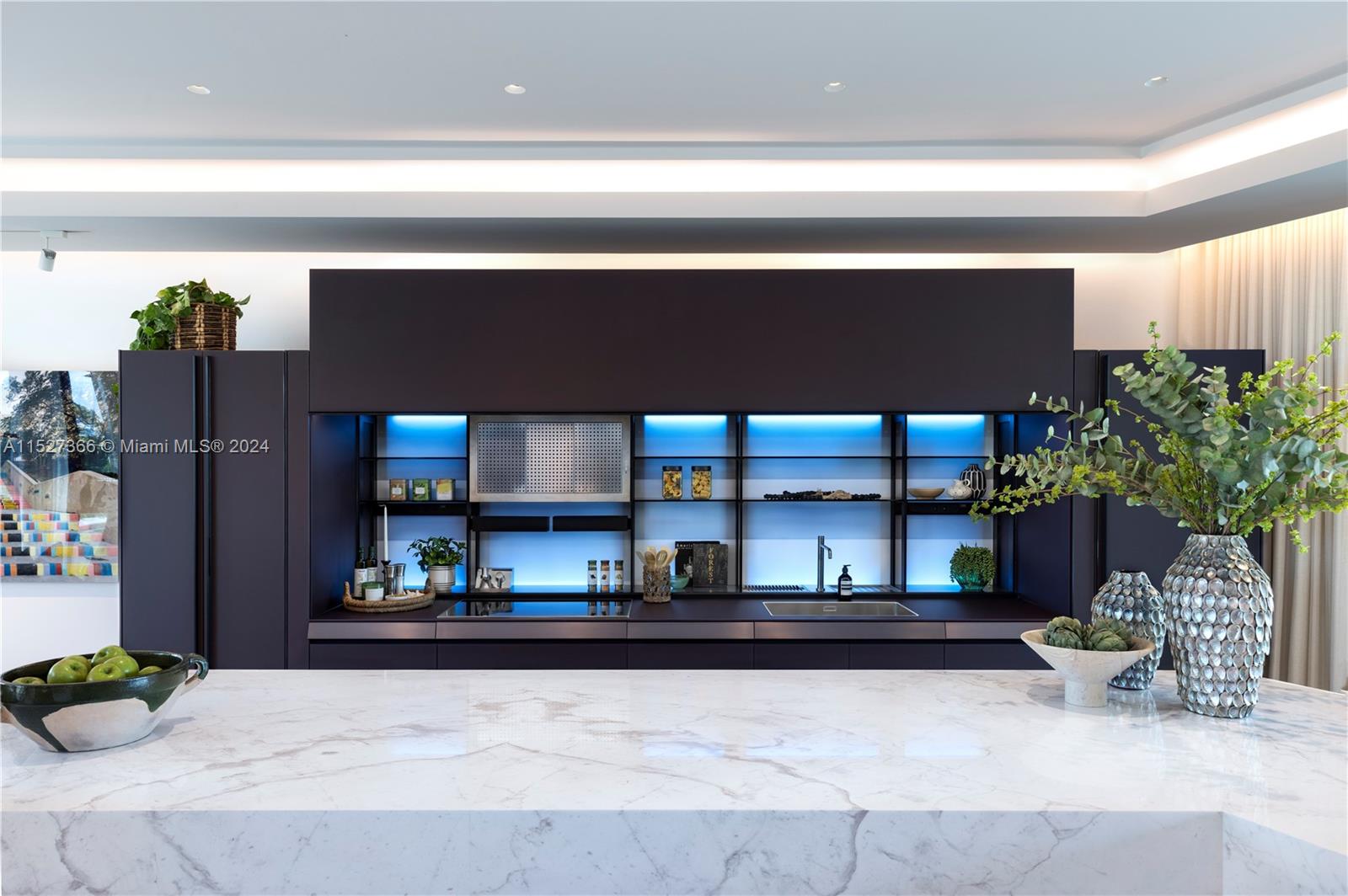 Open the Kitchen with a Wave of your Hand