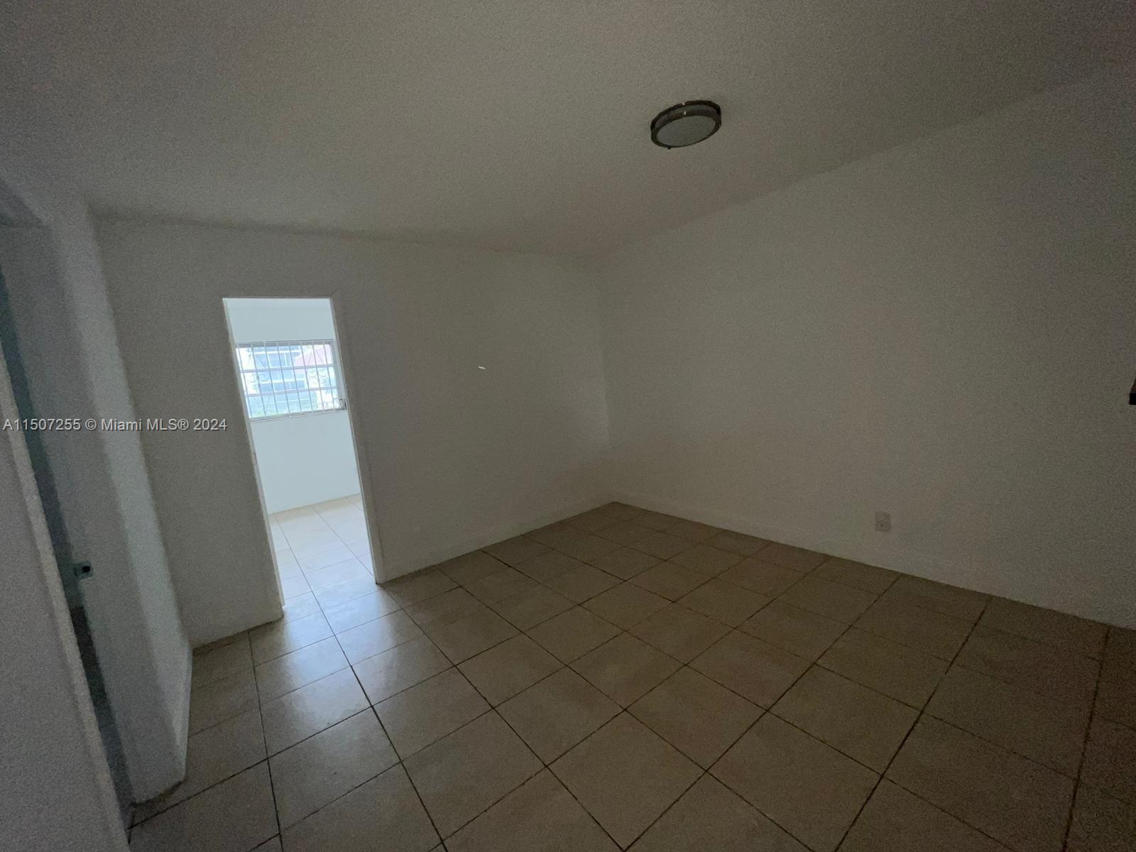 220 SW 9th Ave 117, Hallandale Beach, Florida 33009, 1 Bedroom Bedrooms, ,1 BathroomBathrooms,Residential,For Sale,220 SW 9th Ave 117,A11507255