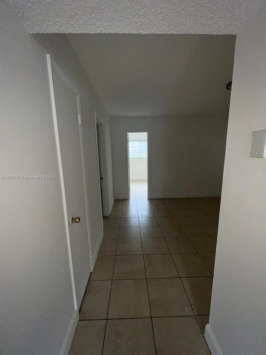 220 SW 9th Ave 117, Hallandale Beach, Florida 33009, 1 Bedroom Bedrooms, ,1 BathroomBathrooms,Residential,For Sale,220 SW 9th Ave 117,A11507255