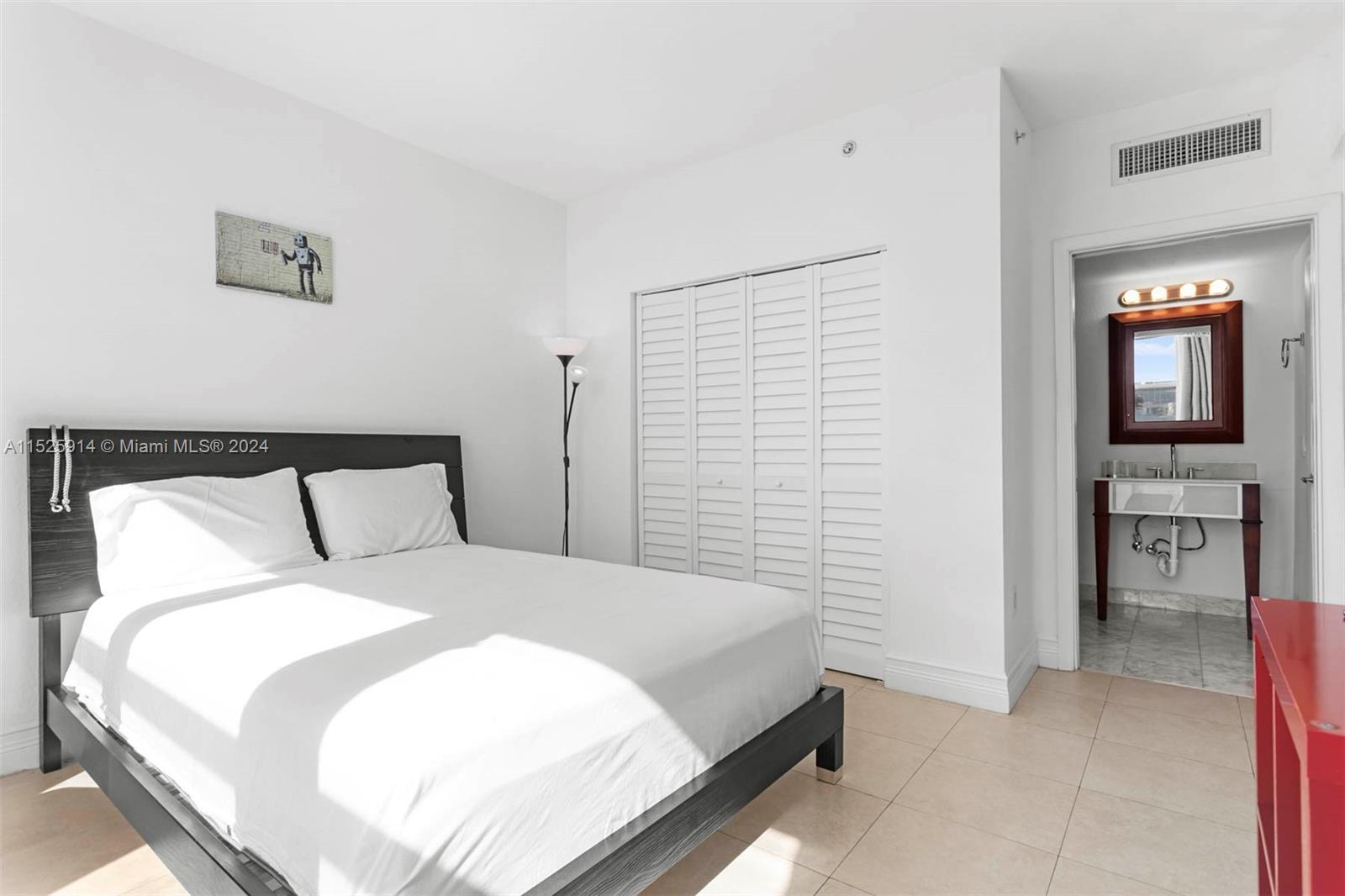 500 NE 29th St 808, Miami, Florida 33137, 2 Bedrooms Bedrooms, ,2 BathroomsBathrooms,Residential,For Sale,500 NE 29th St 808,A11525914