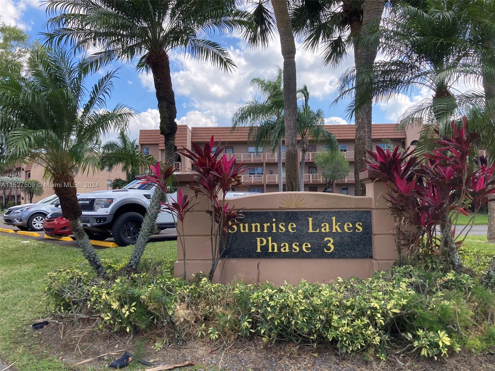 8880 Sunrise Lakes Blvd, Sunrise, FL, 33322 United States, 1 Bedroom Bedrooms, ,1 BathroomBathrooms,Residential,For Sale,Sunrise Lakes Blvd,A11527509