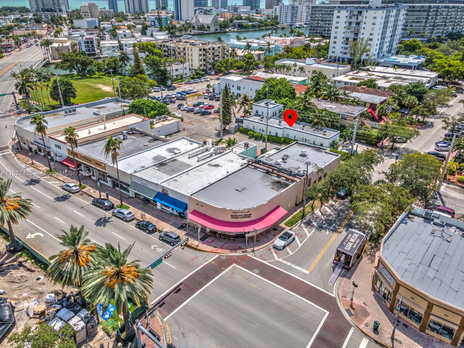 6955 Rue Vendome 2, Miami Beach, Florida 33141, 1 Bedroom Bedrooms, ,1 BathroomBathrooms,Residentiallease,For Rent,6955 Rue Vendome 2,A11527425