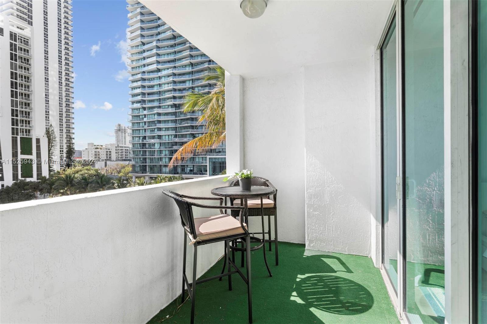 500 NE 29th St 605, Miami, Florida 33137, 1 Bedroom Bedrooms, ,1 BathroomBathrooms,Residential,For Sale,500 NE 29th St 605,A11525943