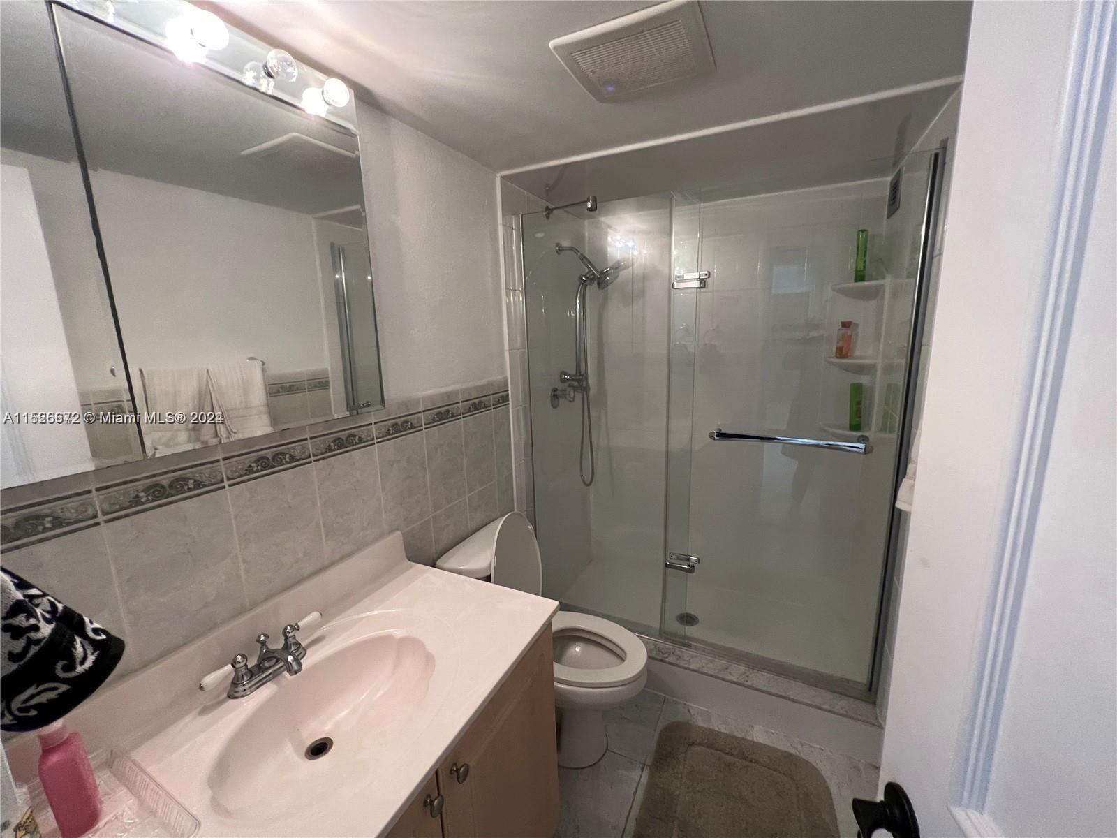 2030 S Ocean Dr 2204, Hallandale Beach, Florida 33009, 2 Bedrooms Bedrooms, ,2 BathroomsBathrooms,Residential,For Sale,2030 S Ocean Dr 2204,A11526672