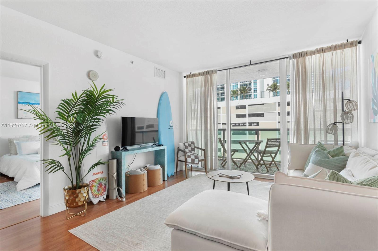 500 NE 29th St 602, Miami, Florida 33137, 1 Bedroom Bedrooms, ,1 BathroomBathrooms,Residential,For Sale,500 NE 29th St 602,A11525737