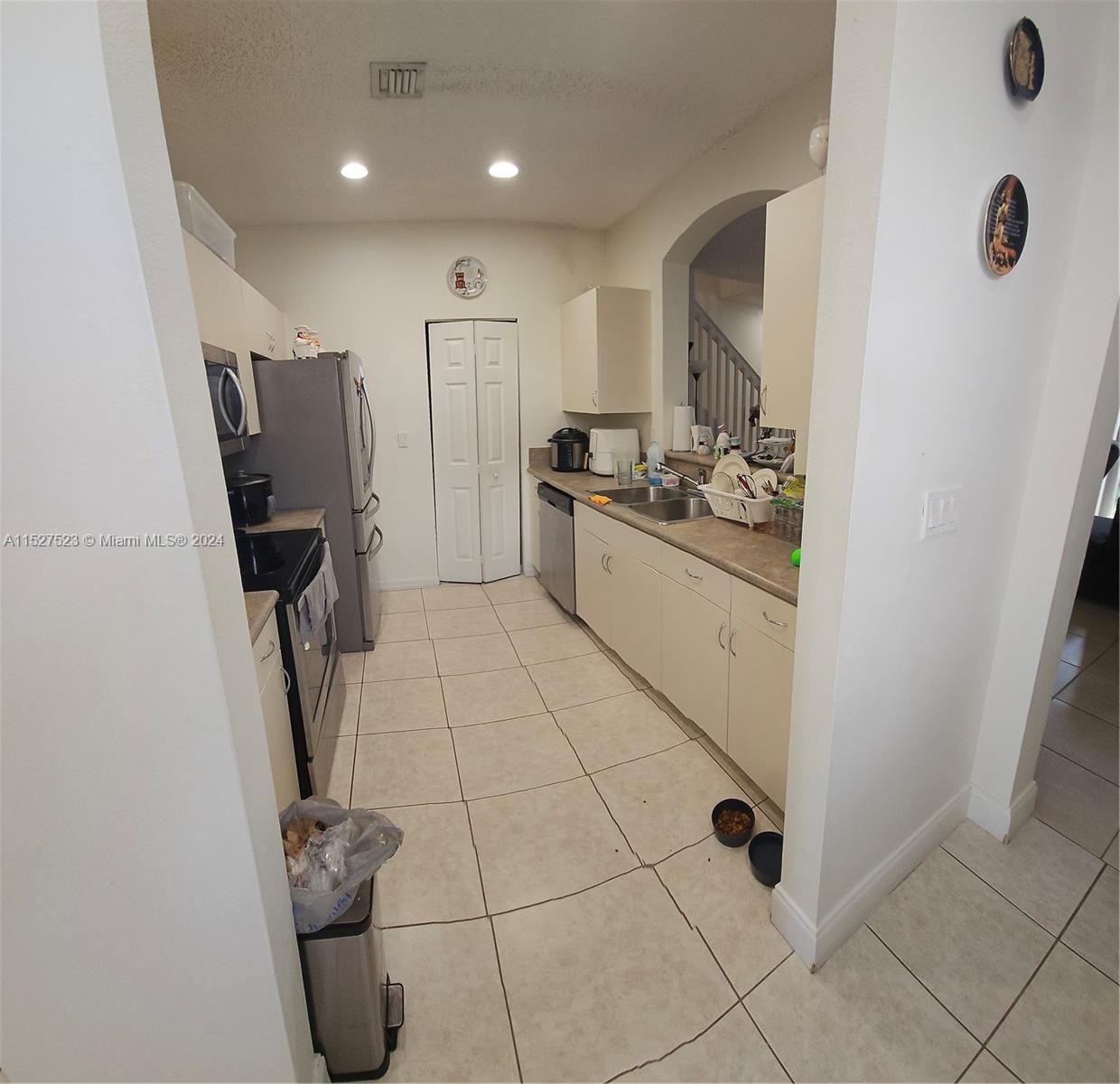 2288 NE 42nd Cir 2288, Homestead, Florida 33033, 3 Bedrooms Bedrooms, ,3 BathroomsBathrooms,Residential,For Sale,2288 NE 42nd Cir 2288,A11527523