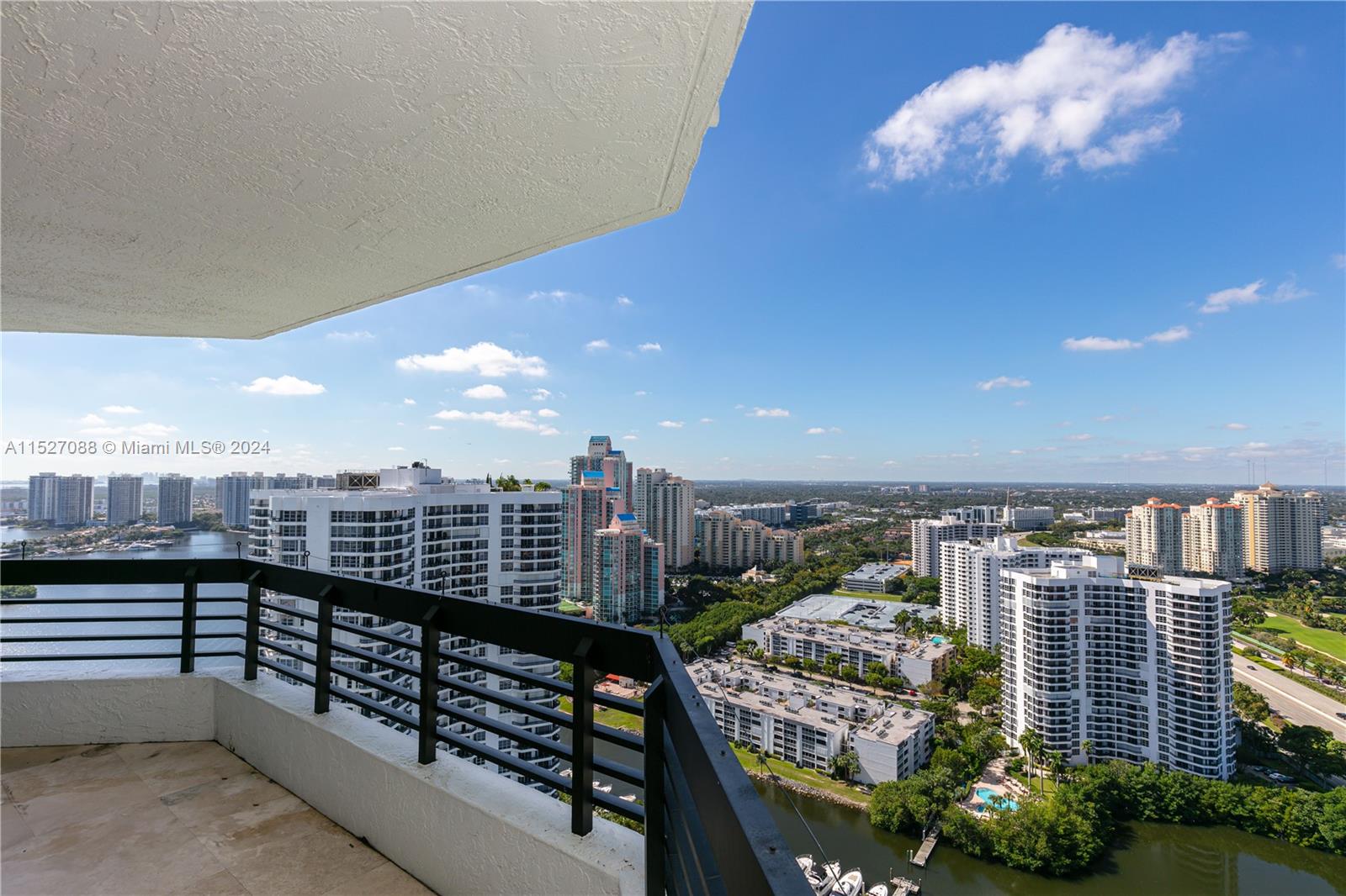 3500 Mystic Pointe Dr 3702, Aventura, Florida 33180, 2 Bedrooms Bedrooms, ,2 BathroomsBathrooms,Residential,For Sale,3500 Mystic Pointe Dr 3702,A11527088