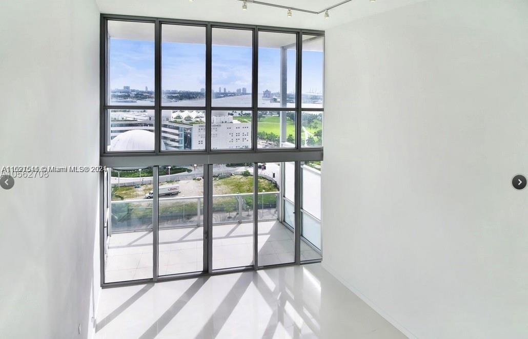 1100 Biscayne Blvd 1504, Miami, Florida 33132, 1 Bedroom Bedrooms, ,1 BathroomBathrooms,Residential,For Sale,1100 Biscayne Blvd 1504,A11527541