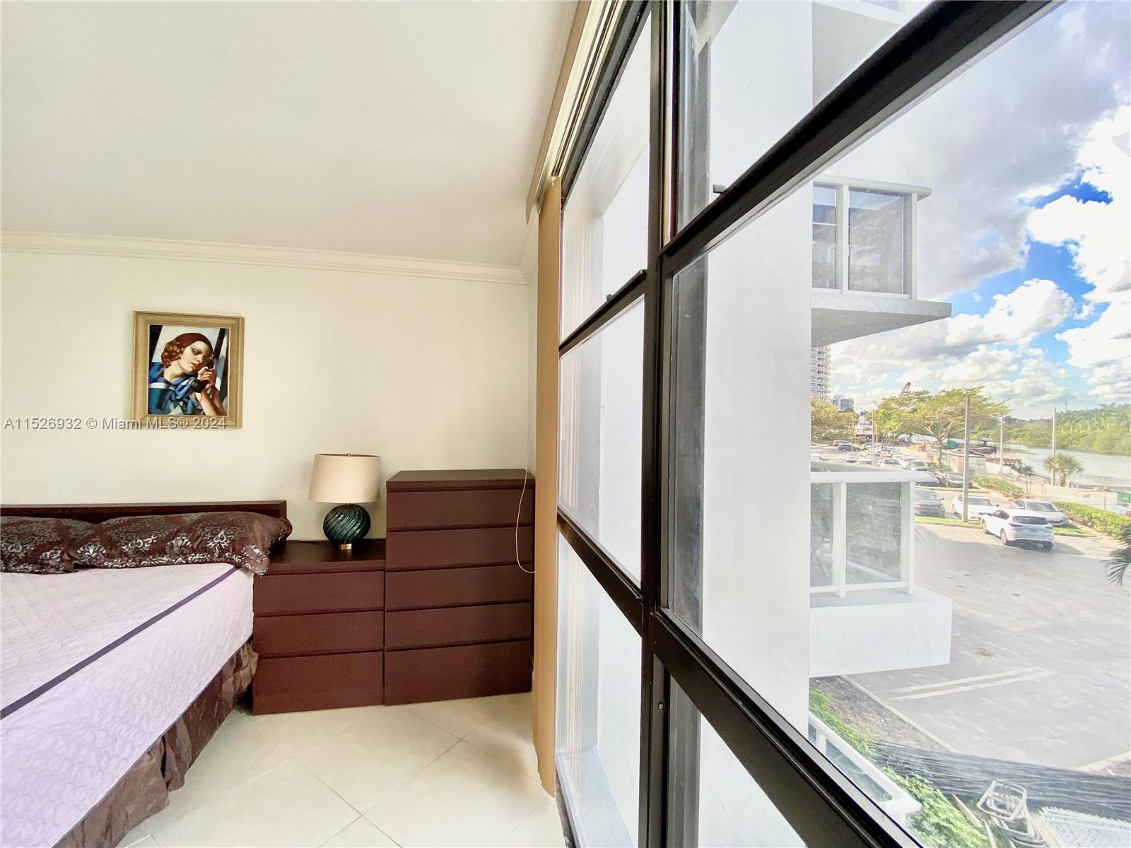 20505 E Country Club Dr 233, Aventura, Florida 33180, 2 Bedrooms Bedrooms, ,1 BathroomBathrooms,Residentiallease,For Rent,20505 E Country Club Dr 233,A11526932