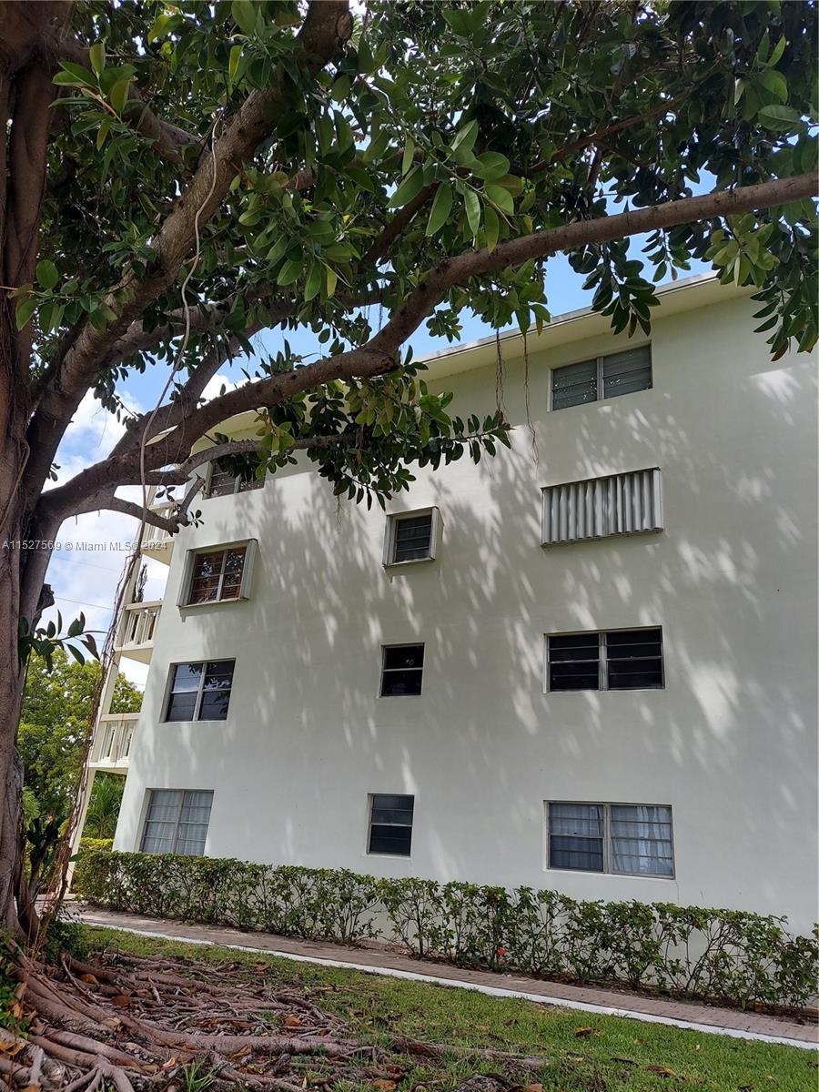 4100 Newport S 4100, Deerfield Beach, Florida 33442, 2 Bedrooms Bedrooms, ,1 BathroomBathrooms,Residential,For Sale,4100 Newport S 4100,A11527569